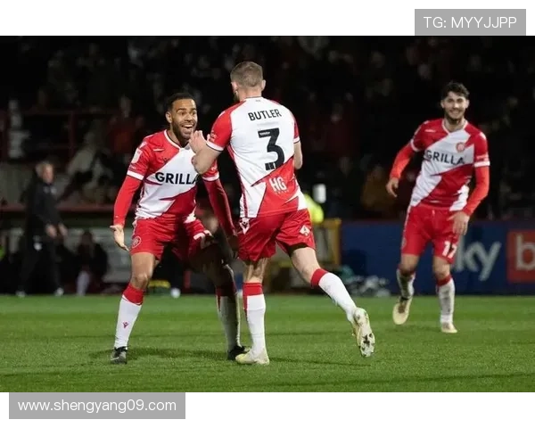 布莱克浦足球俱乐部宣布新赛季阵容更新并加强青训体系改革