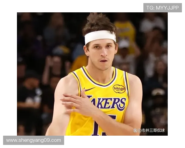 湖人双星联手砍下高分强势逆转勇士全队展现冠军级竞技状态