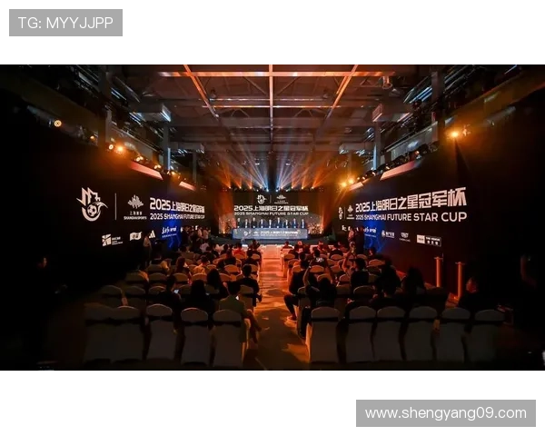 年度赛场焦点汇聚全球体坛劲旅巅峰对决震撼盛况全面荣耀上演 年度赛场焦点汇聚全球体坛劲旅巅峰对决震撼盛况全面荣耀上演