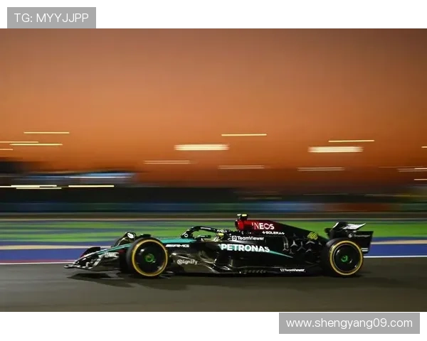 新赛季F1车队技术革新与阵容变动共同引发赛道激烈竞争焦点